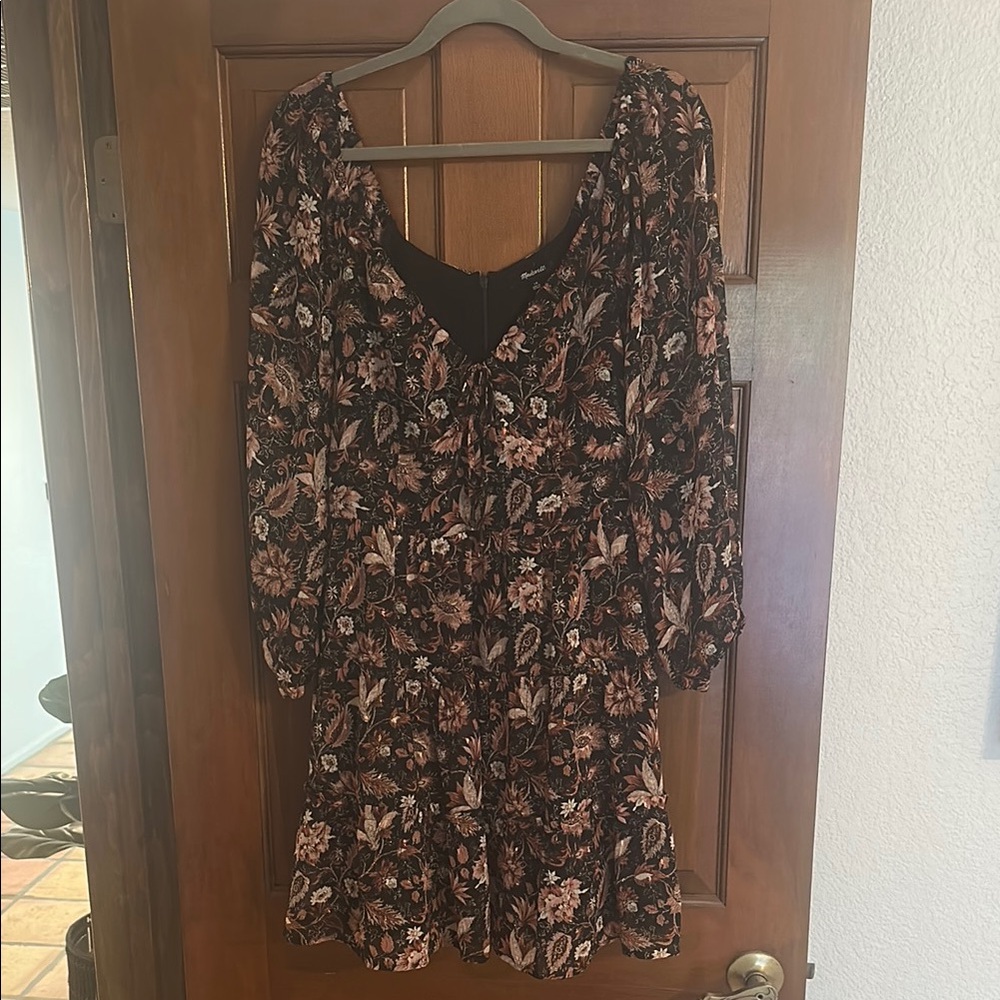 Madewell Pink, Black and Tan Sundress with Bishop Sleeves and tie at bust
